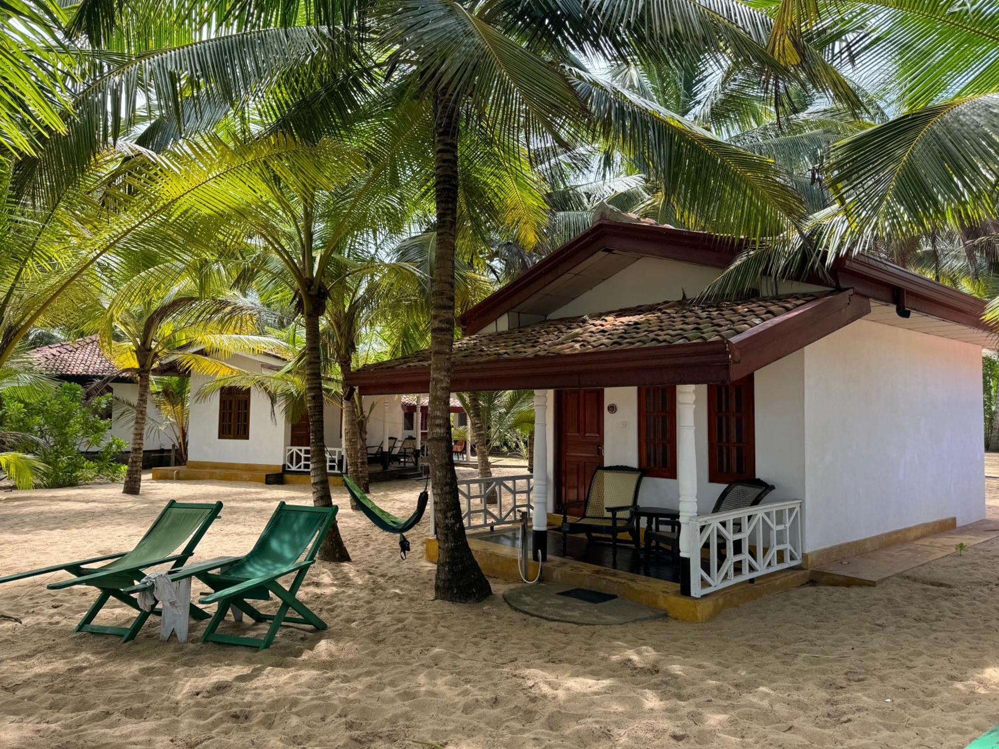 Ibisbird Beach Bungalows, Sport, Spa And Restaurant Tangalle Exterior foto